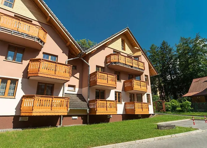 Wisienka アパート カルパッチ